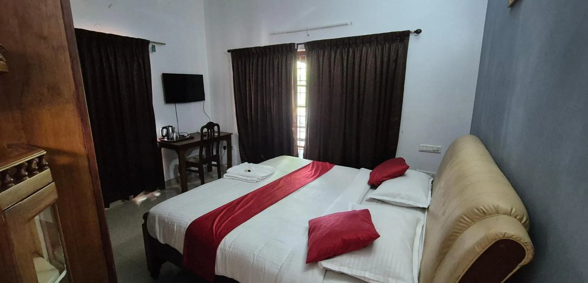 Vaiga Homes Kochi Homestay